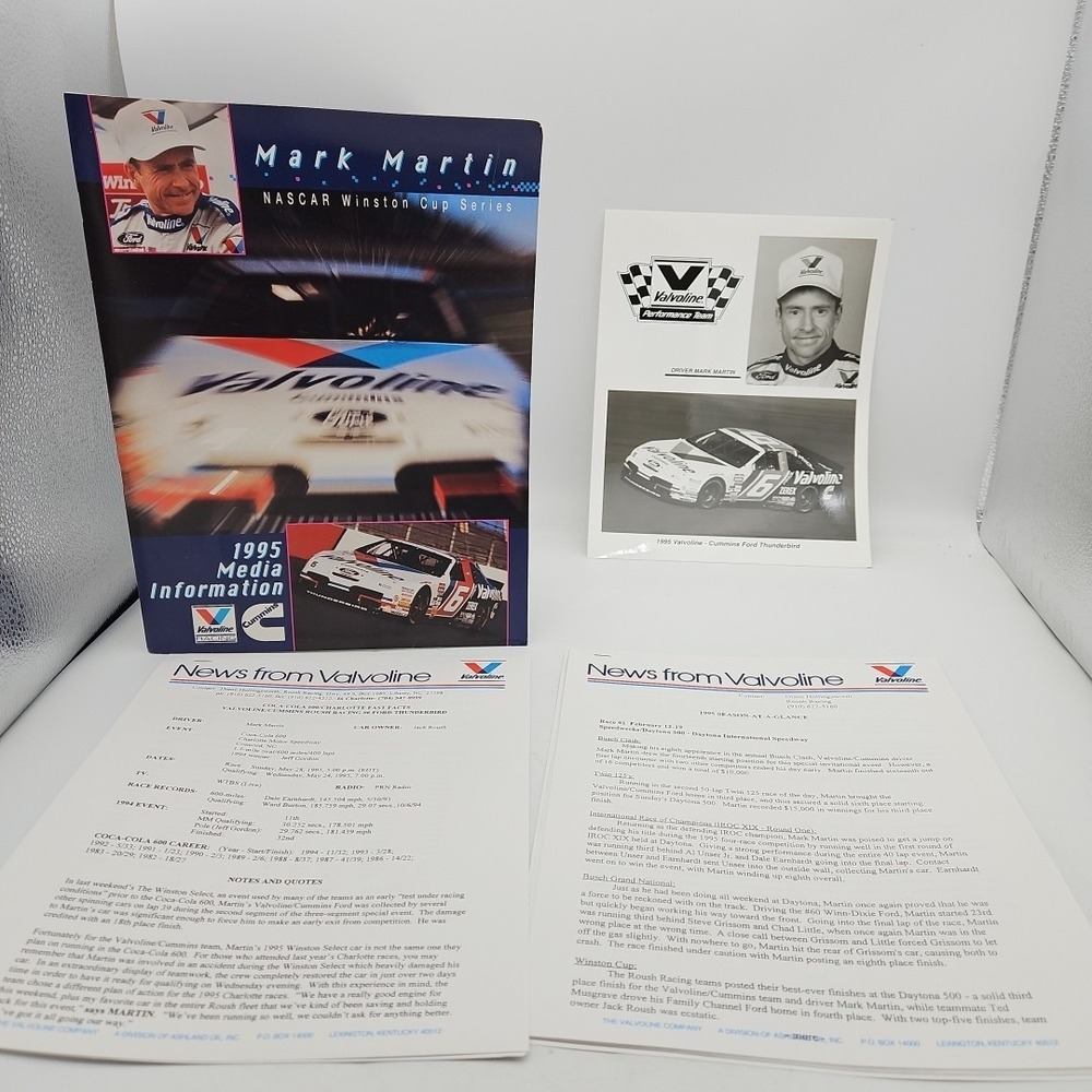 Vintage Nascar Press Kit Valvoline Racing Mark Martin Media Guide #6‎ 1995 Info